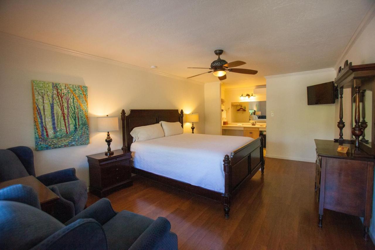 The Jack London Lodge เกลนเอลเลน ภายนอก รูปภาพ