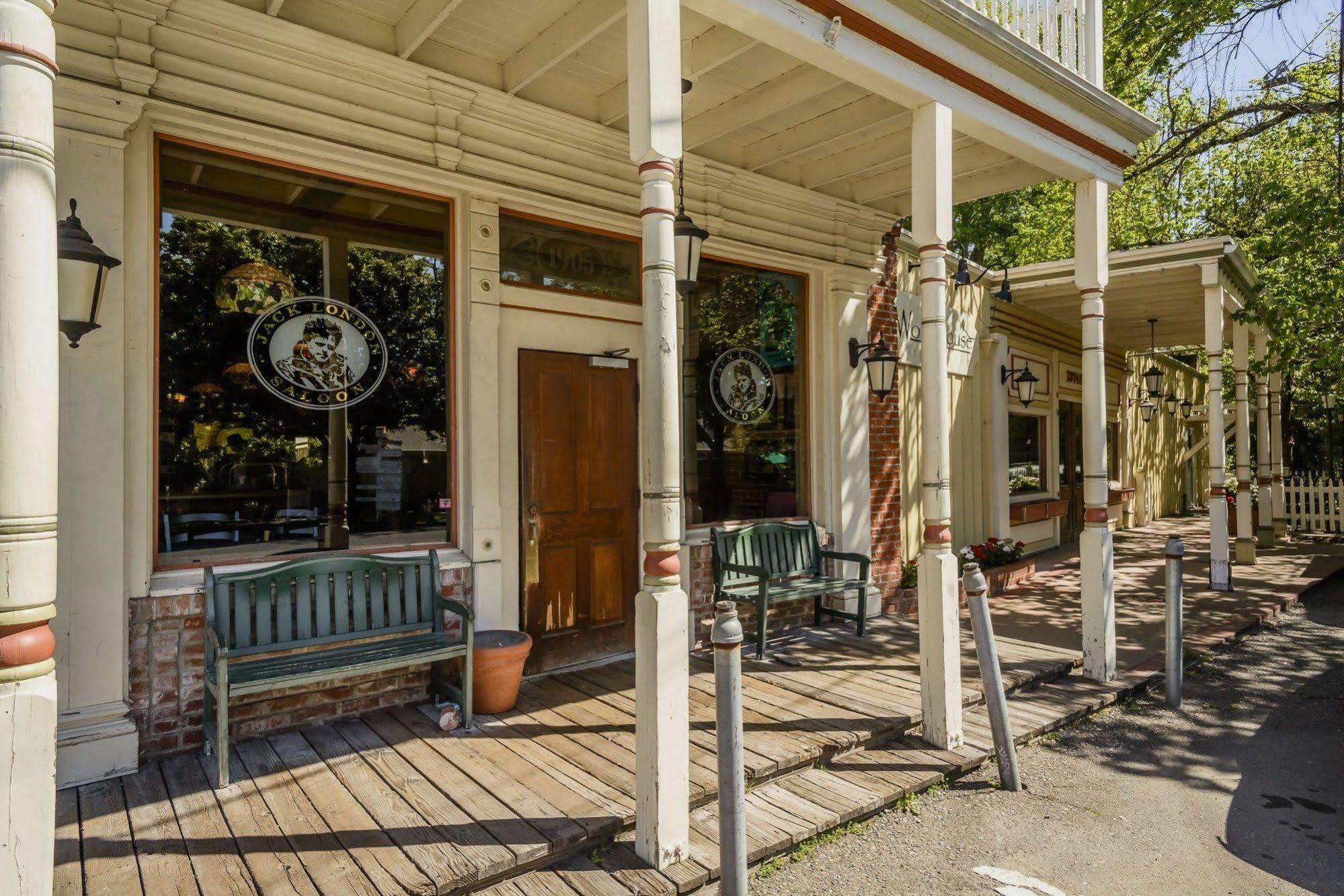 The Jack London Lodge เกลนเอลเลน ภายนอก รูปภาพ
